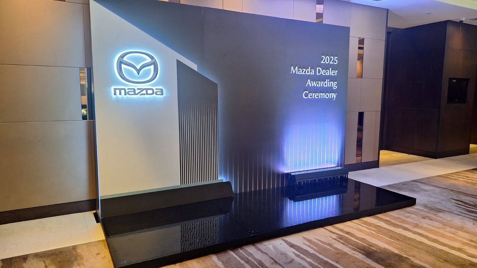 Mazda Photowall